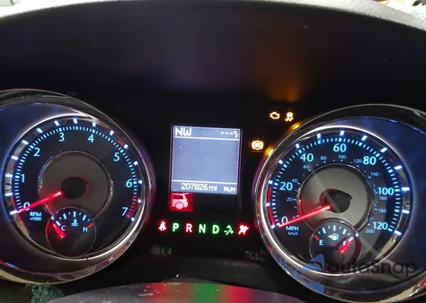 2013 Chrysler Town & Country Touring z USA, uszkodzony, nr VIN 2C4RC1BG7DR775194